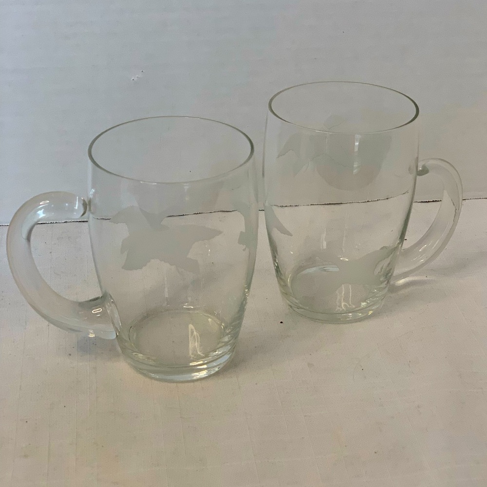 ETCHED BLOWN GLASS MUGS | Set of 2 | Blown Glass Mugs Etched w/ Canada Geese